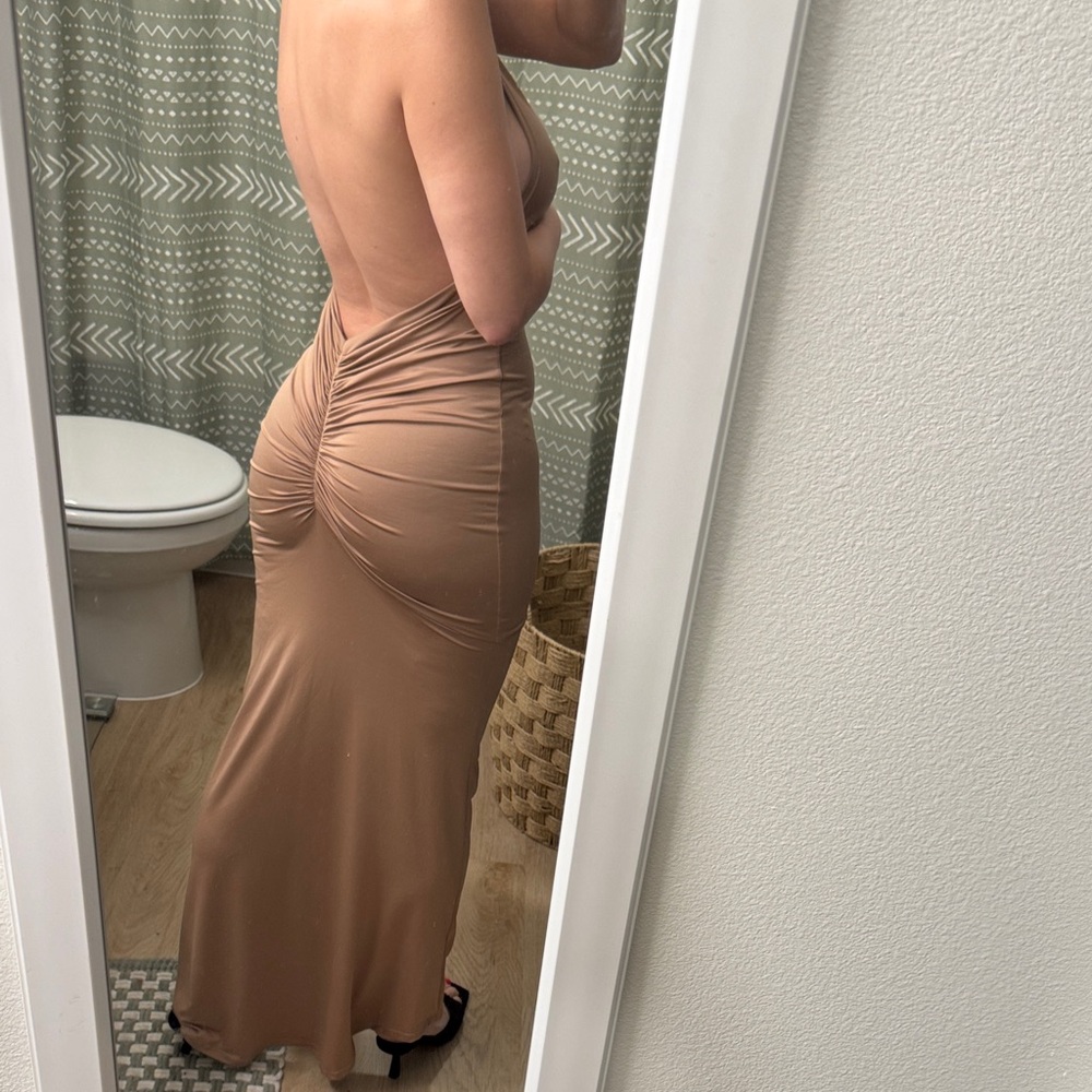 Elegant Tan One-Shoulder Dress - Picture 2 of 4